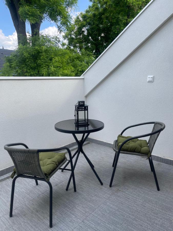 Christy'S House Apartment Дебрецен Екстериор снимка