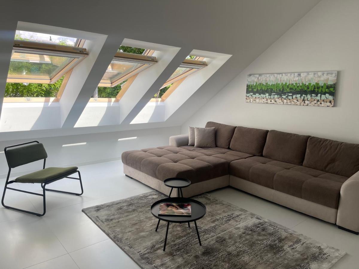 Christy'S House Apartment Дебрецен Екстериор снимка