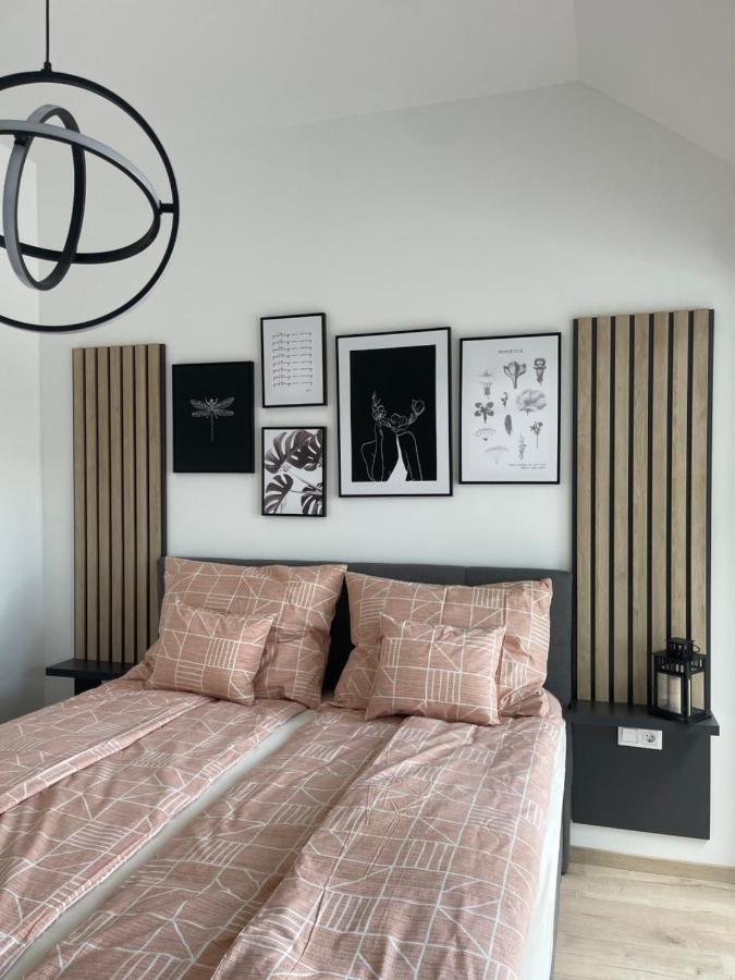 Christy'S House Apartment Дебрецен Екстериор снимка